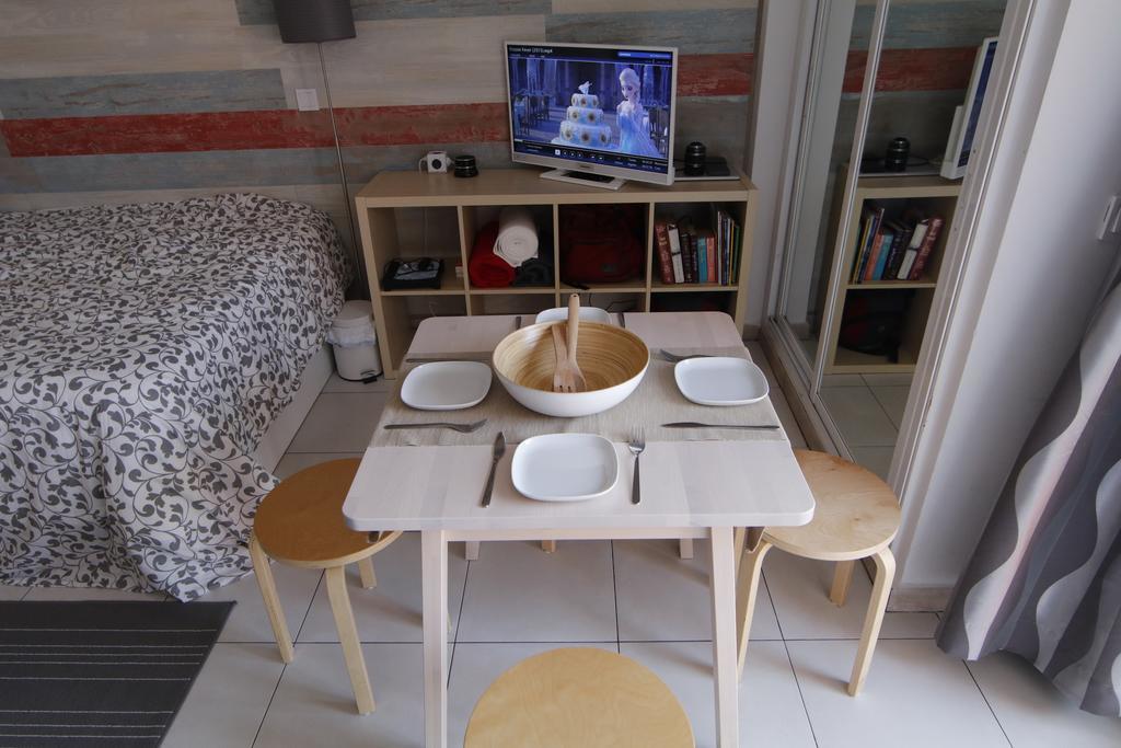 Anna & Pierre-Noel Apartment. เบนัลมาเดนา ภายนอก รูปภาพ